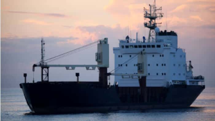 Conte com gasóleo colorido Galp para as navegações marítimas costeiras