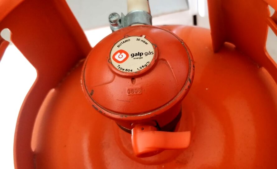 Usa un reductor en tus botellas de gas Galp