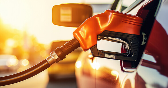 Fotografía en primer plano de un pistón diésel en un coche.